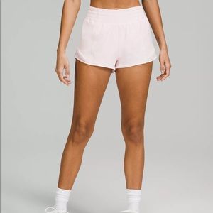 Lululemon Hotty Hot High-Rise Lined Short 2.5”